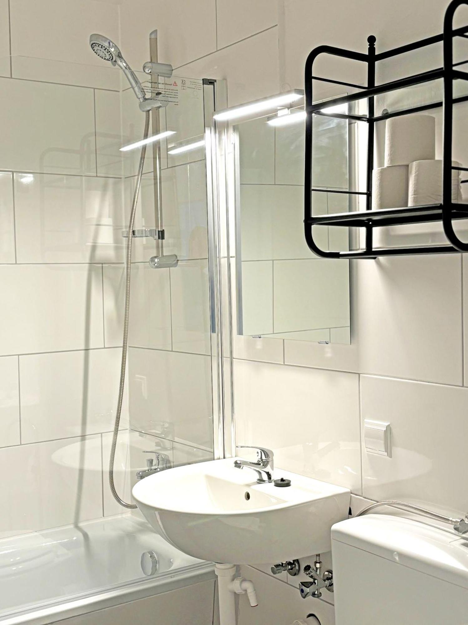 Hammerhotel Apartments - Fontanestrasse 3 - 06126 - Галль Экстерьер фото